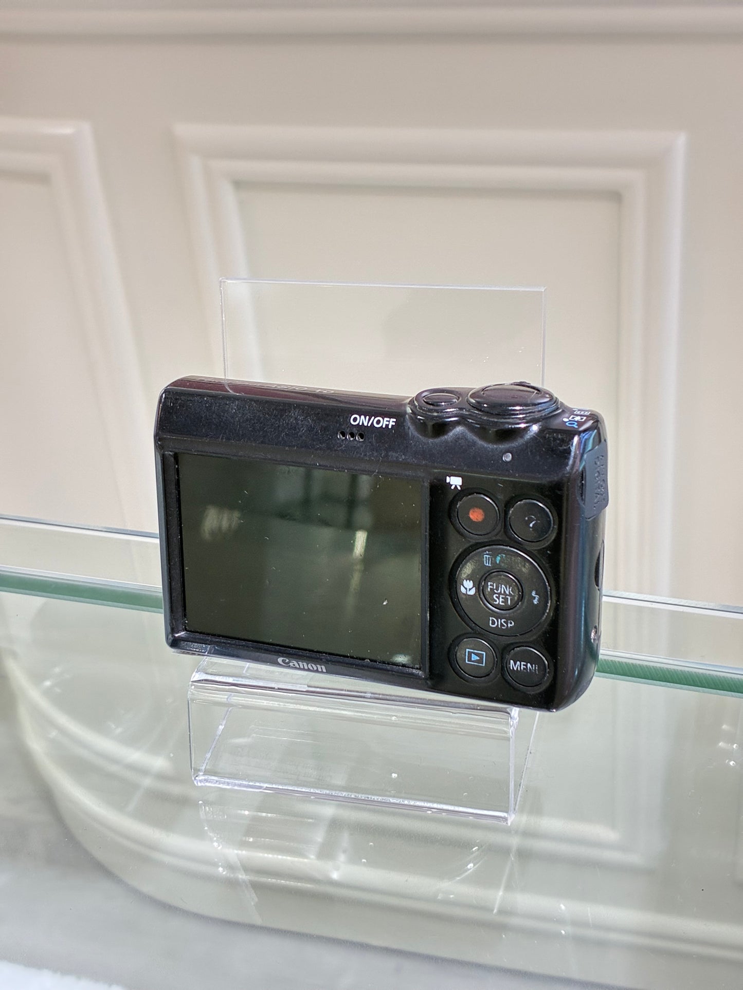 Canon Powershot A810 in black