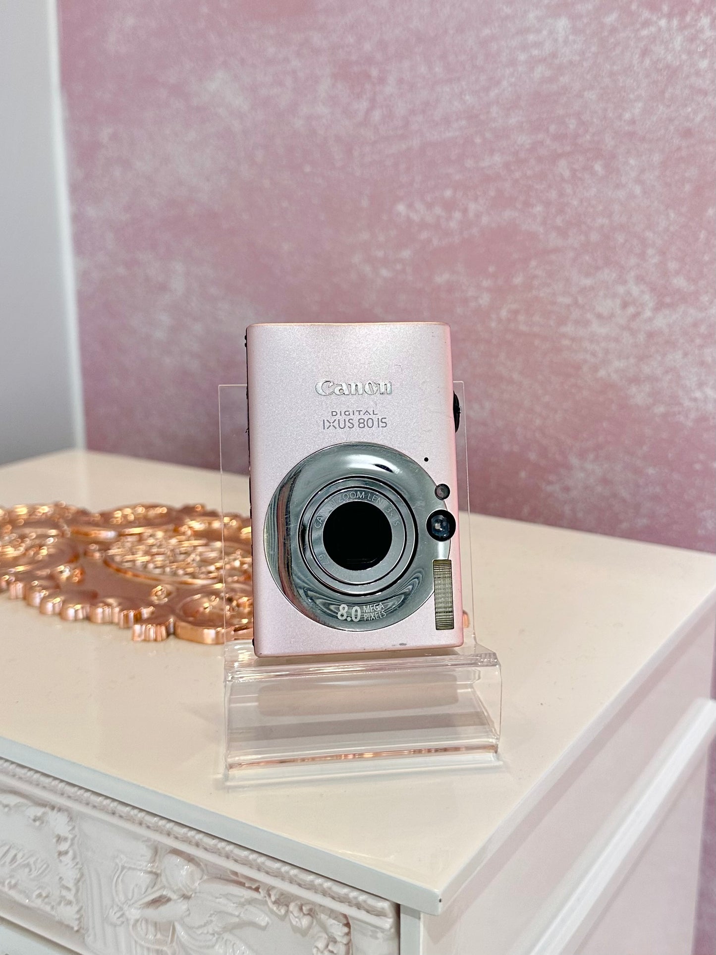 Canon IXUS 80is in pink