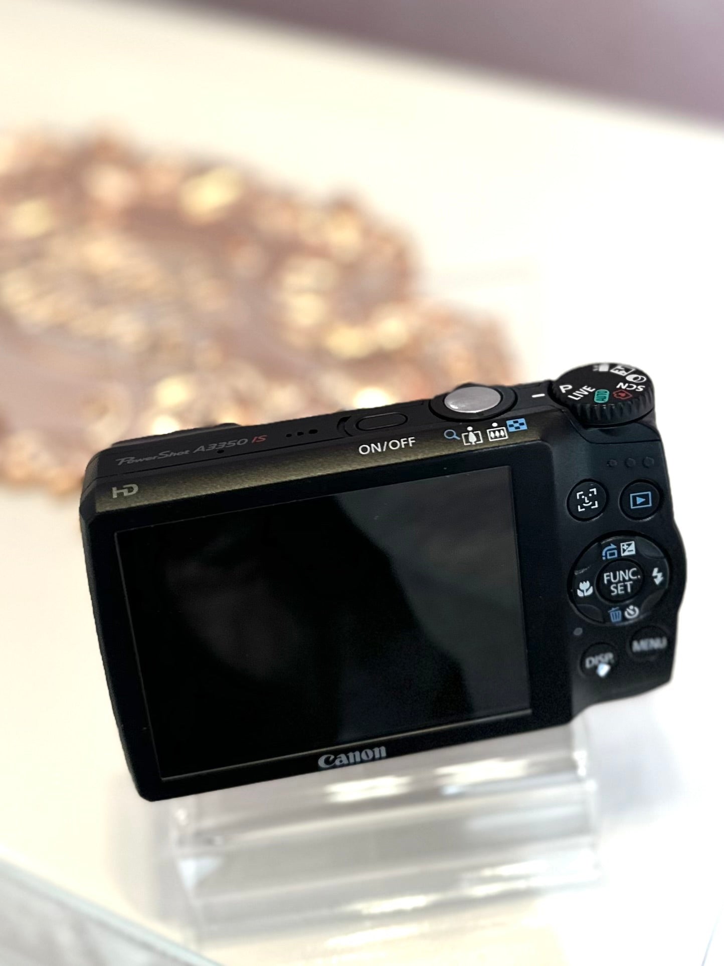 Canon Powershot A3350is in black | Nearly New