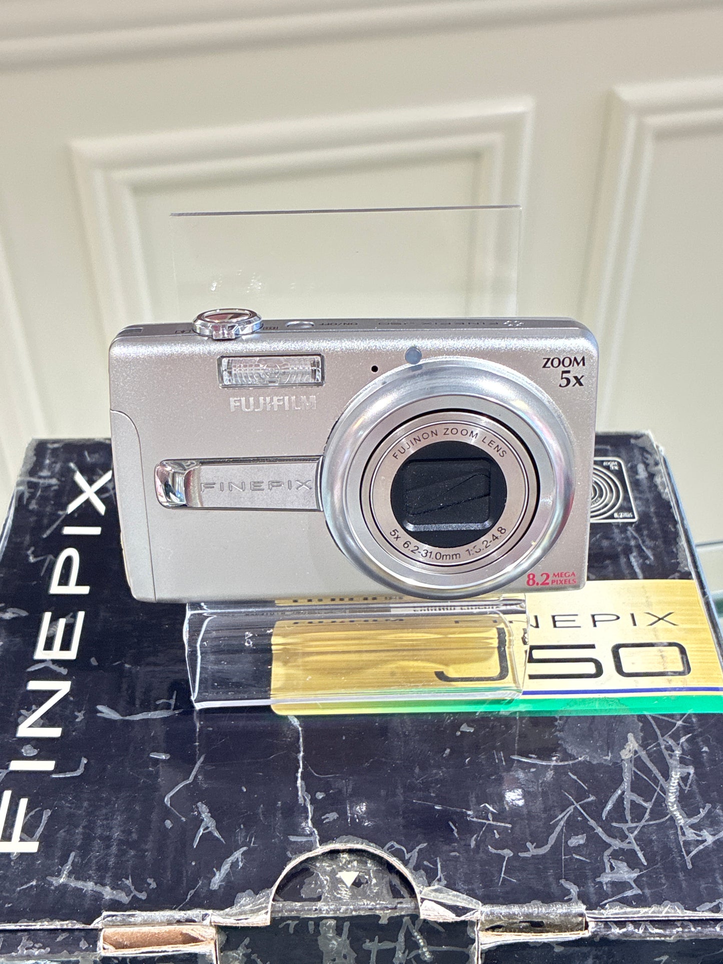 Fujifilm Finepix J50 Excellent Condition + original box