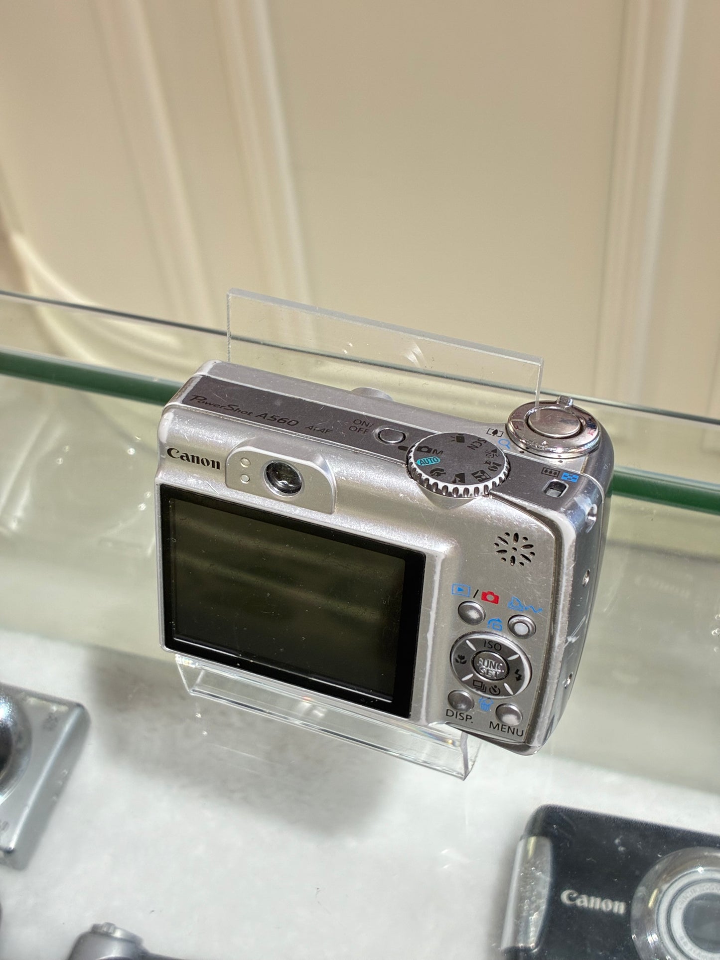 Canon Powershot A560