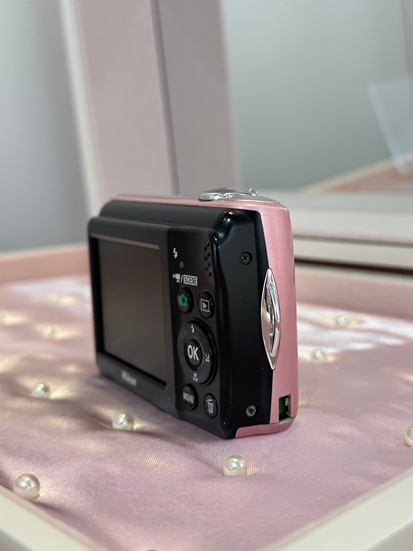 Nikon Coolpix L21 in pink