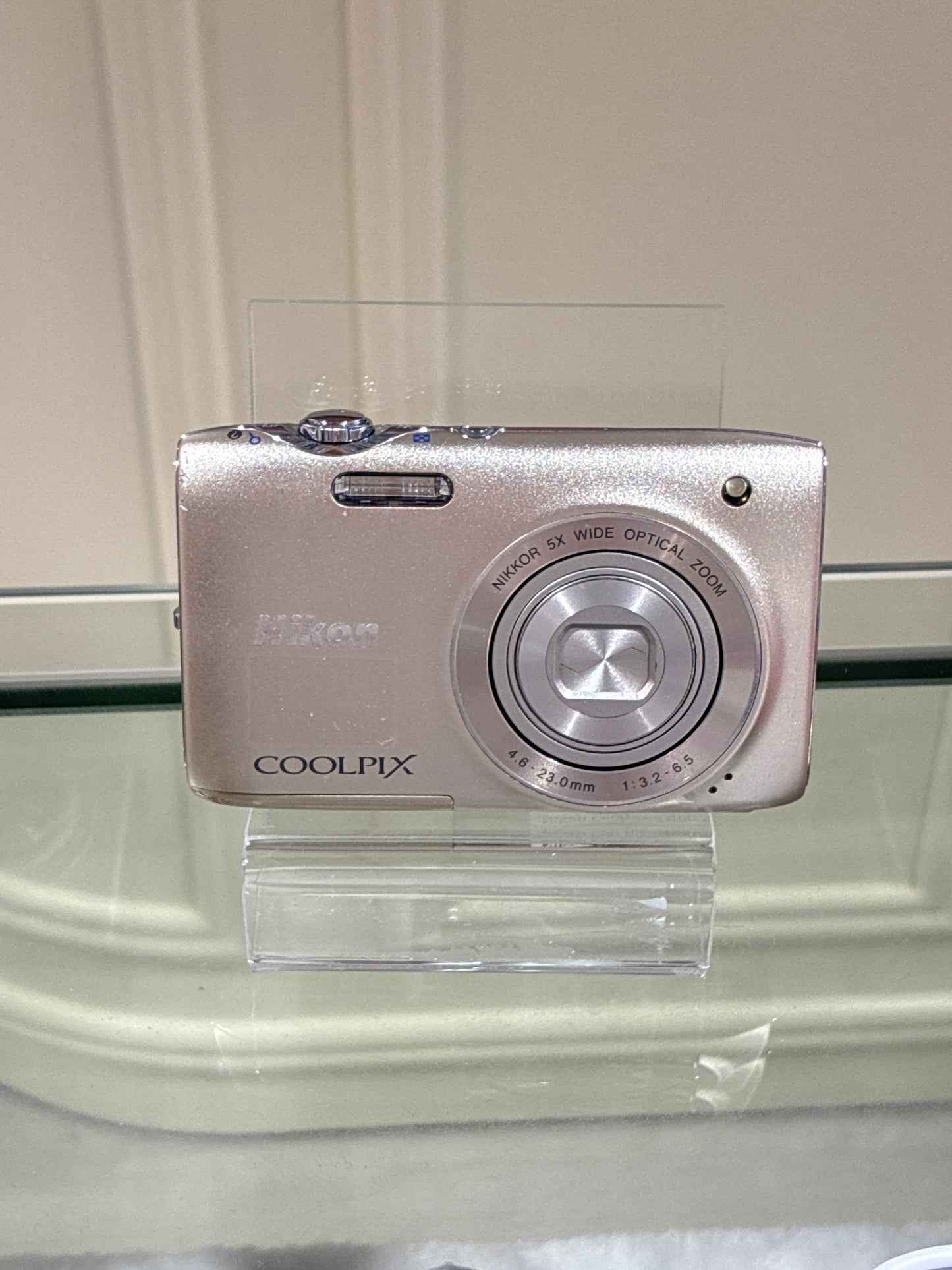 Nikon Coolpix S3100 Silver Excellent Condition