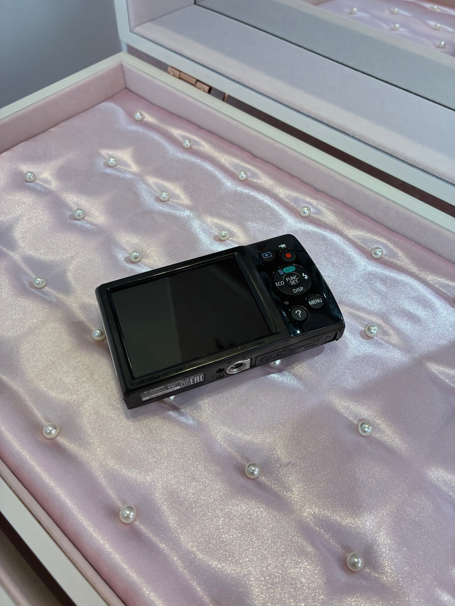 Canon IXY 120 (IXUS145)
