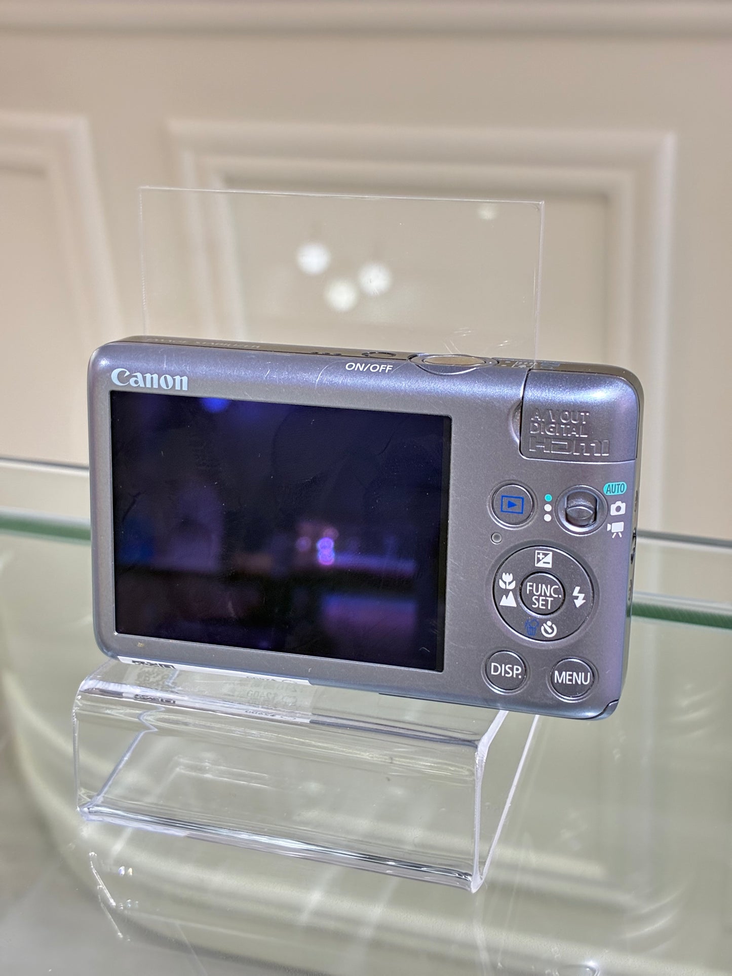 Canon IXUS 120 (IXY 220IS) rare colour excellent condition 最接近IXUS130機王款式 pls dm for purchase only