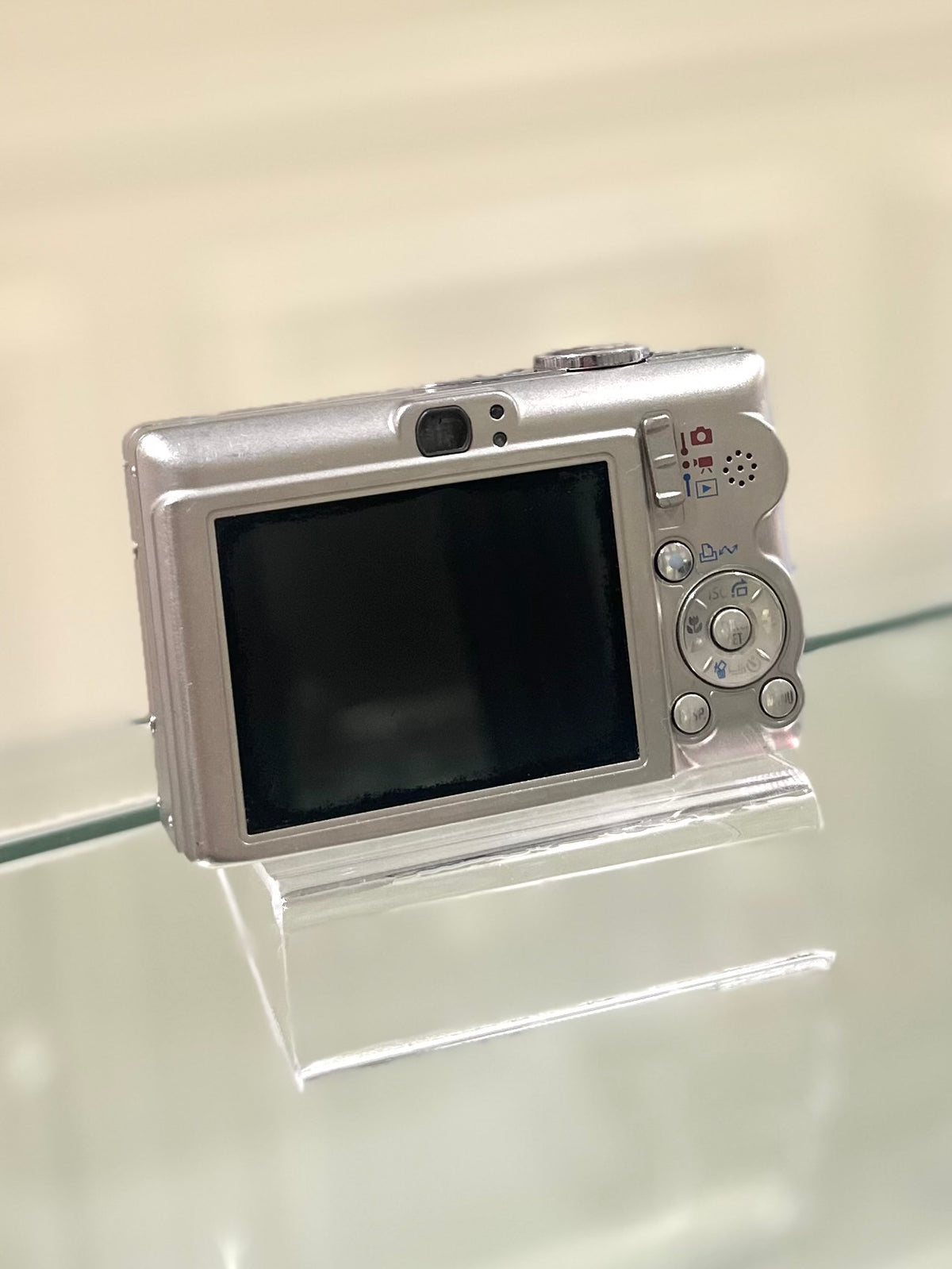 / Canon Powershot SD450 (IXUS 55)