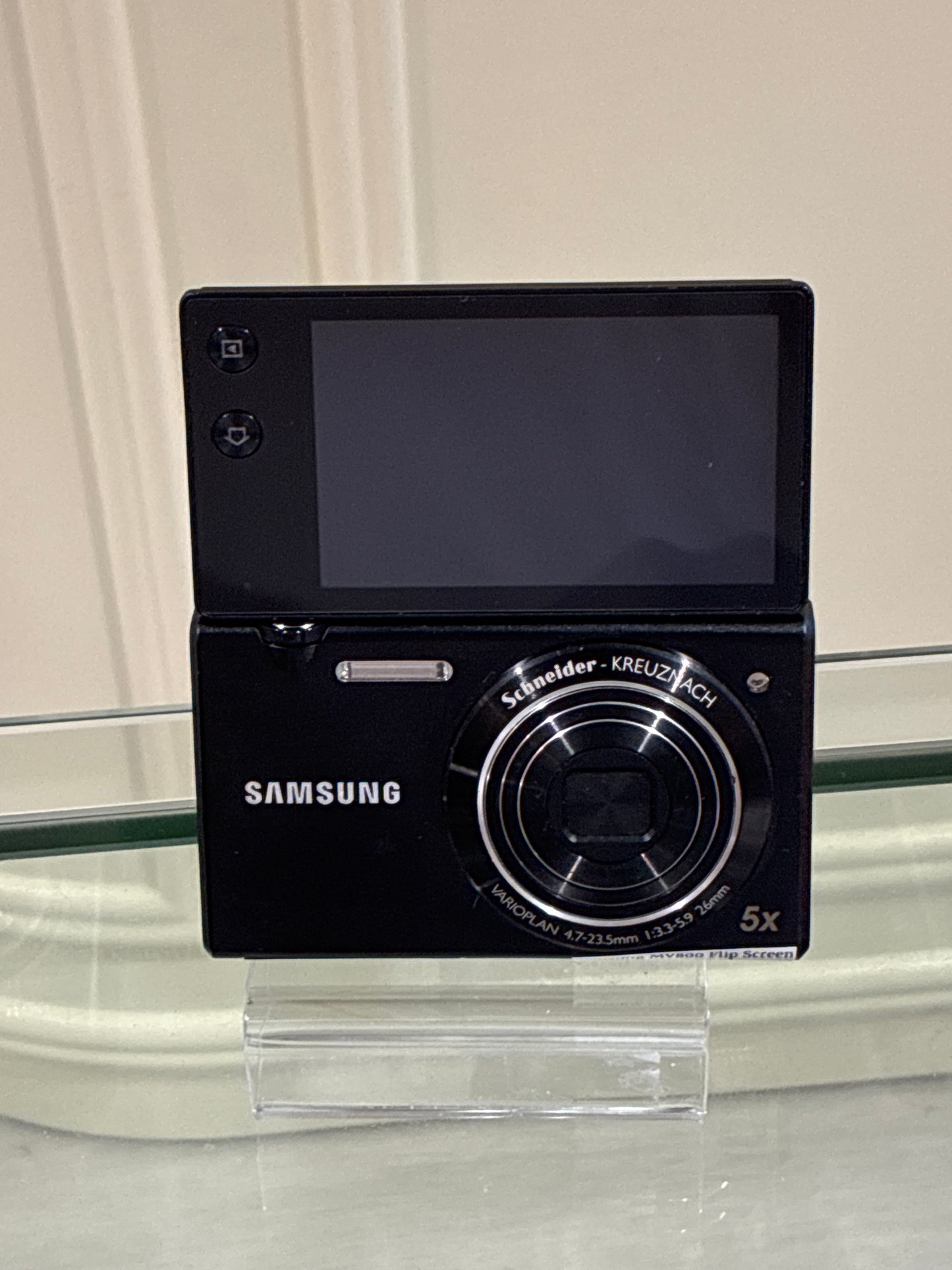 Samsung MV800 Flip Screen Excellent Condition