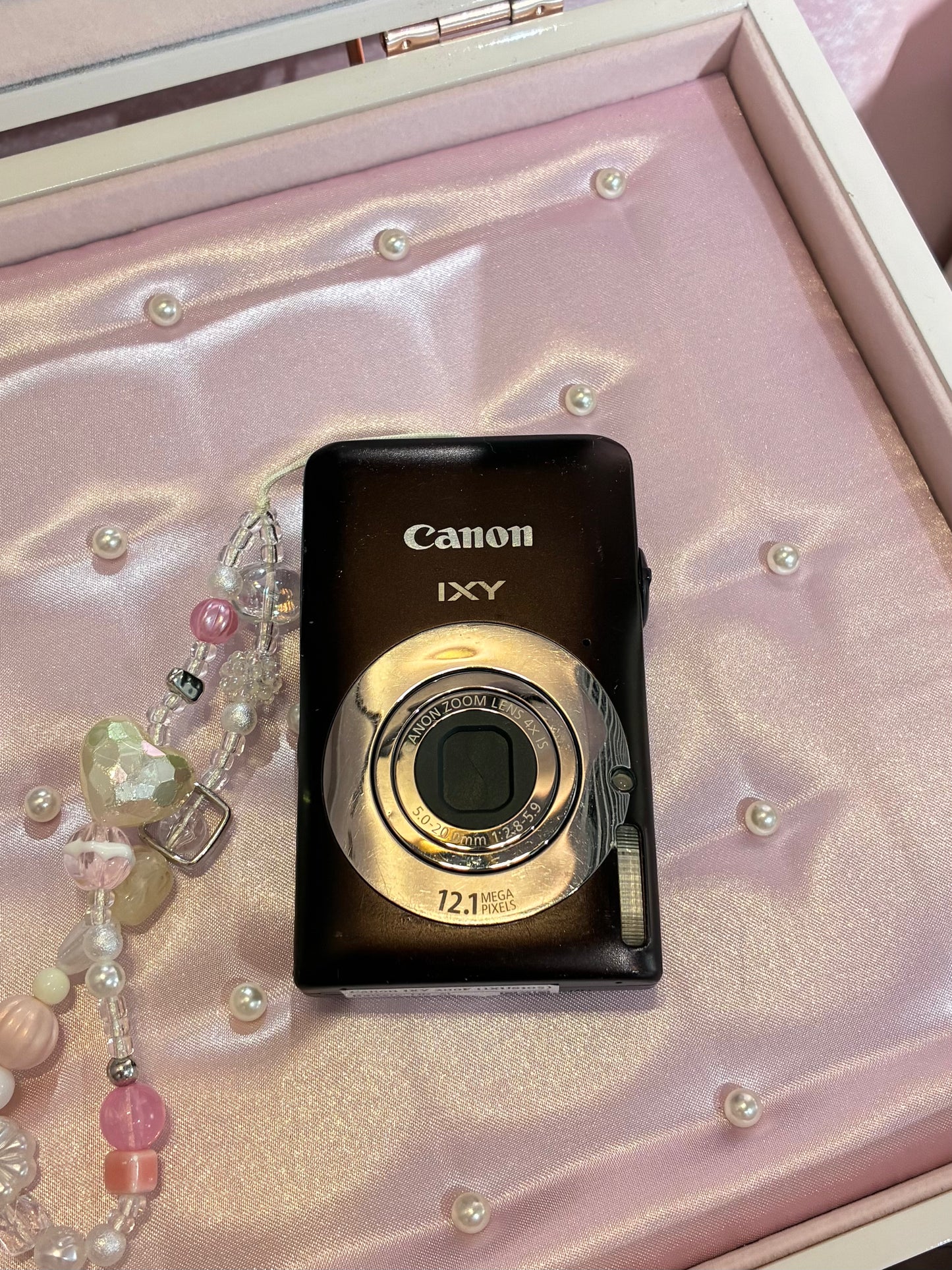 Canon IXY 200F (IXUS105)