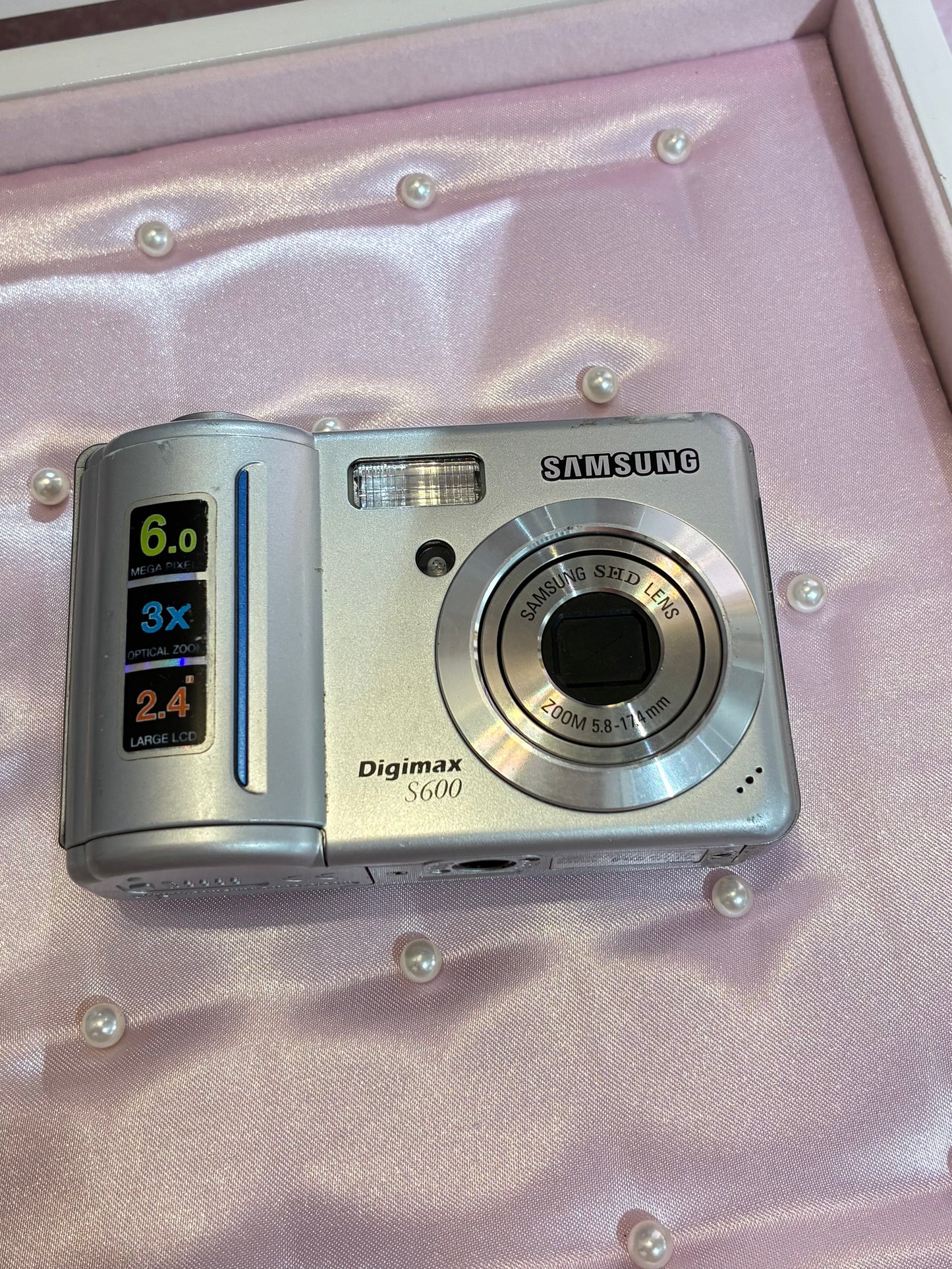 SAMSUNG S600