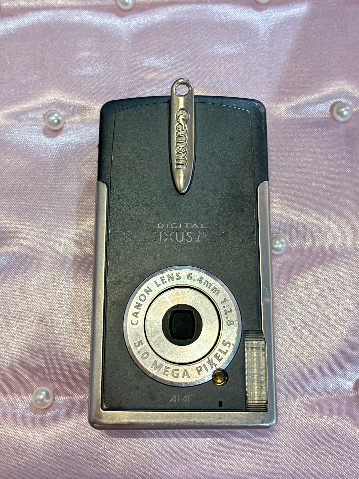 Canon IXUS i