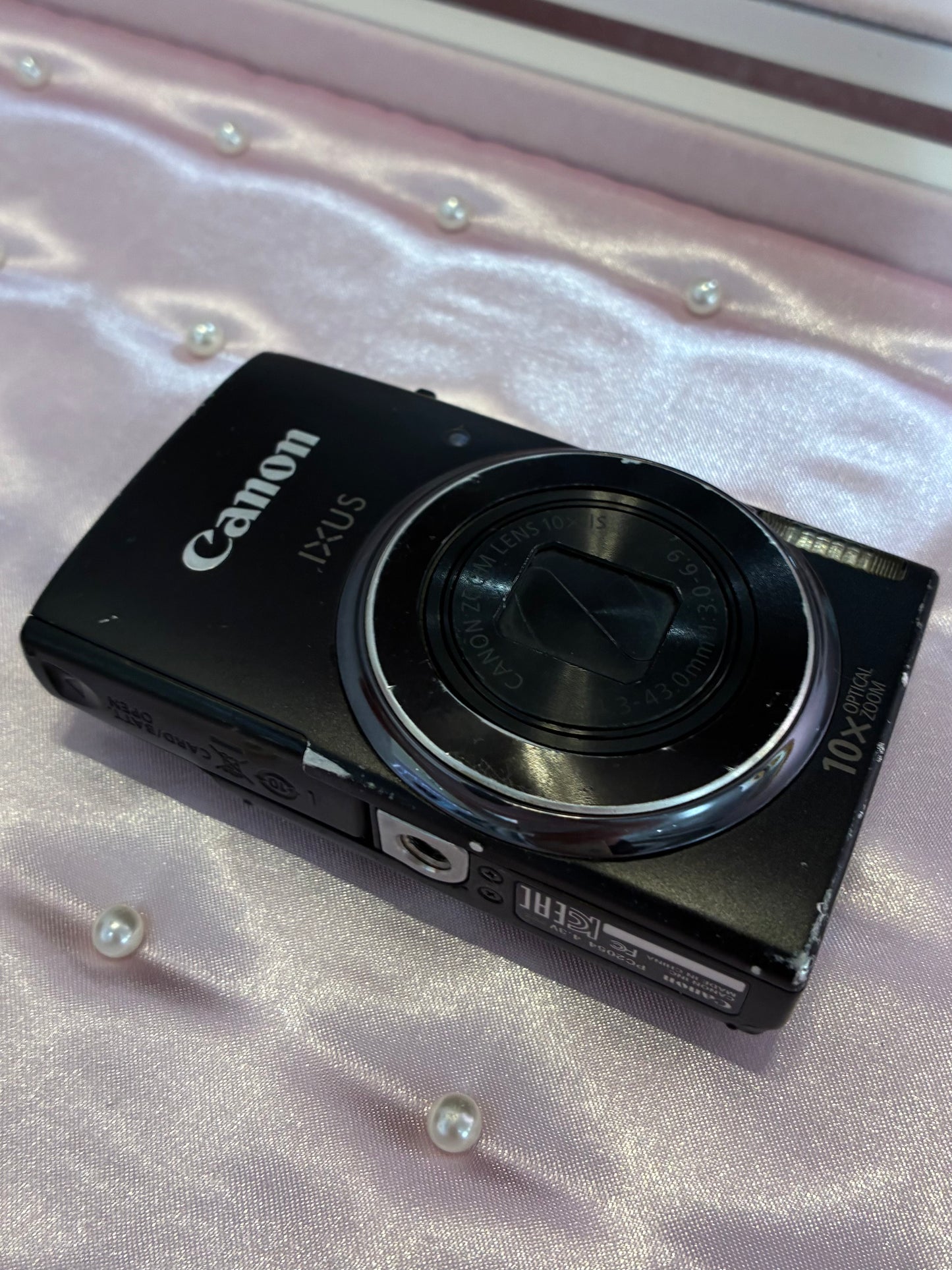Canon IXUS 157