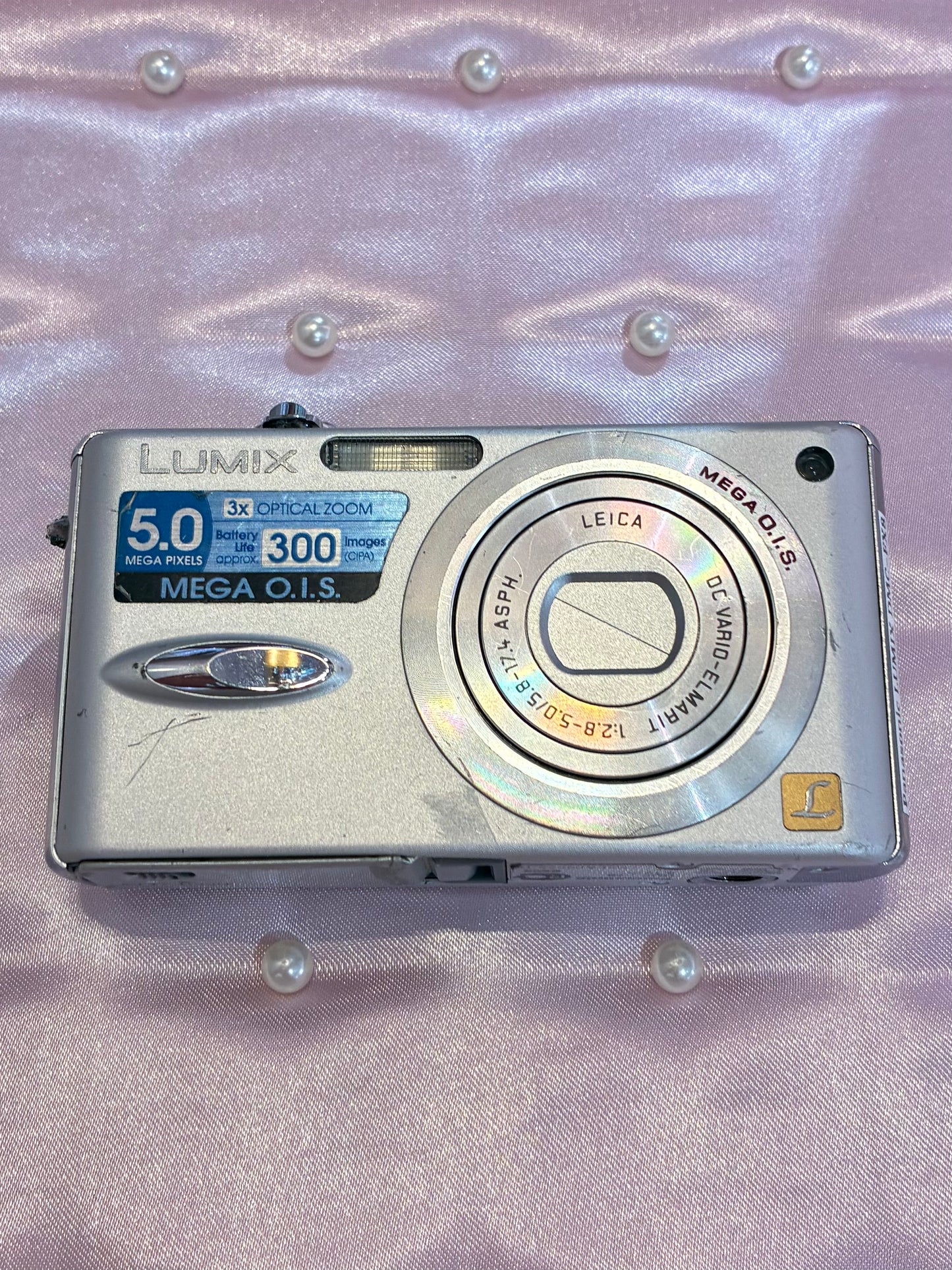 Panasonic LUMIX DMC-FX8