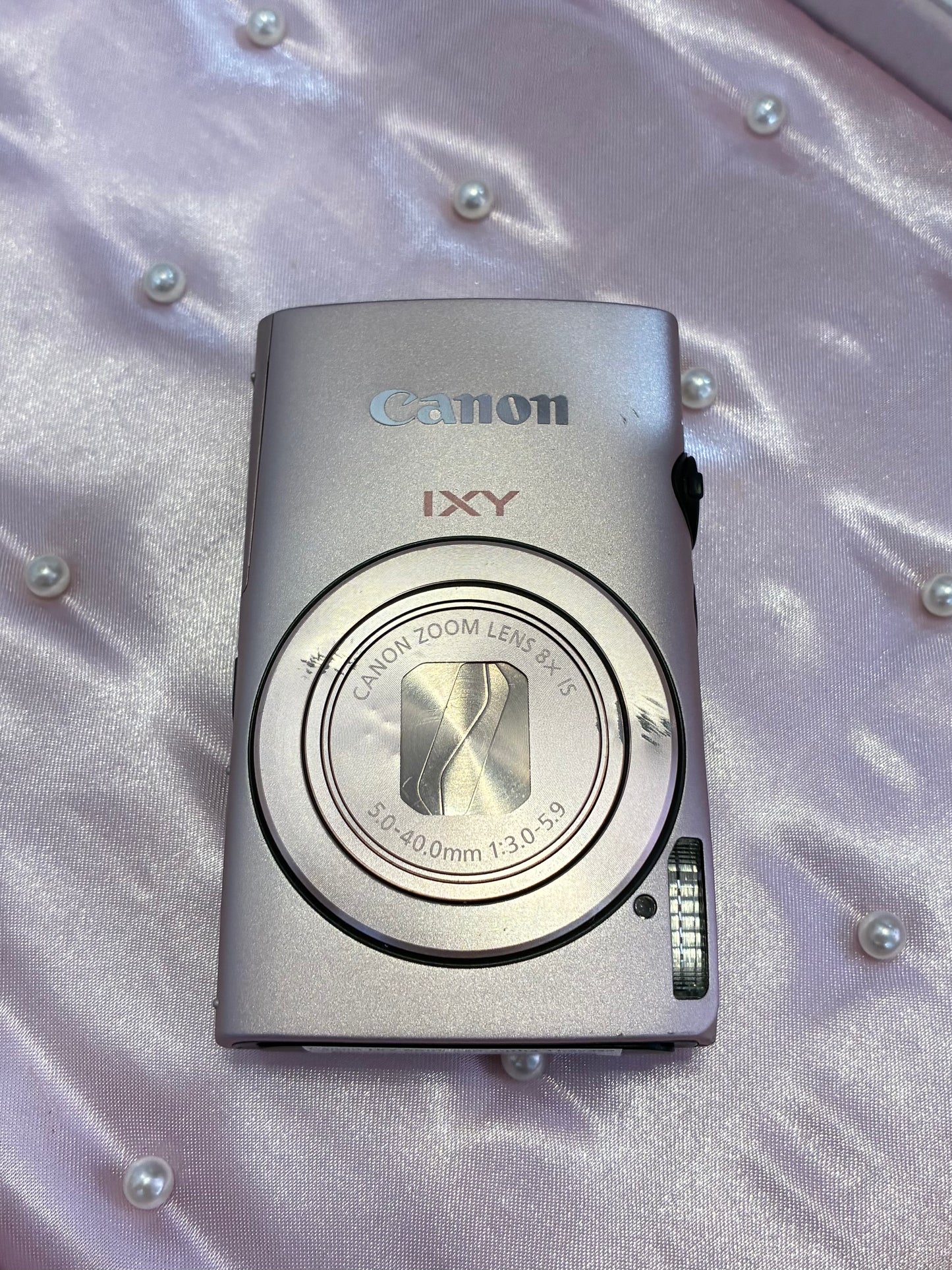Canon IXY 600F Samantha Thavasa Limited Edition