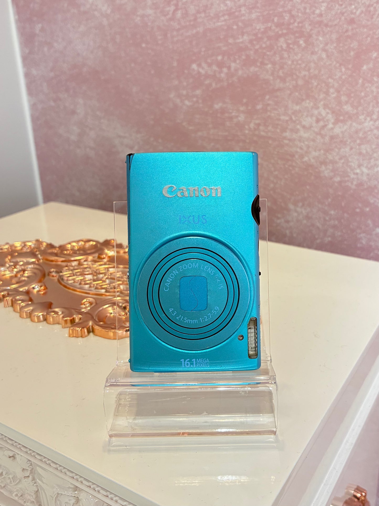 Canon IXUS 125 HS (IXY 220F) special Blue colour in excellent condition