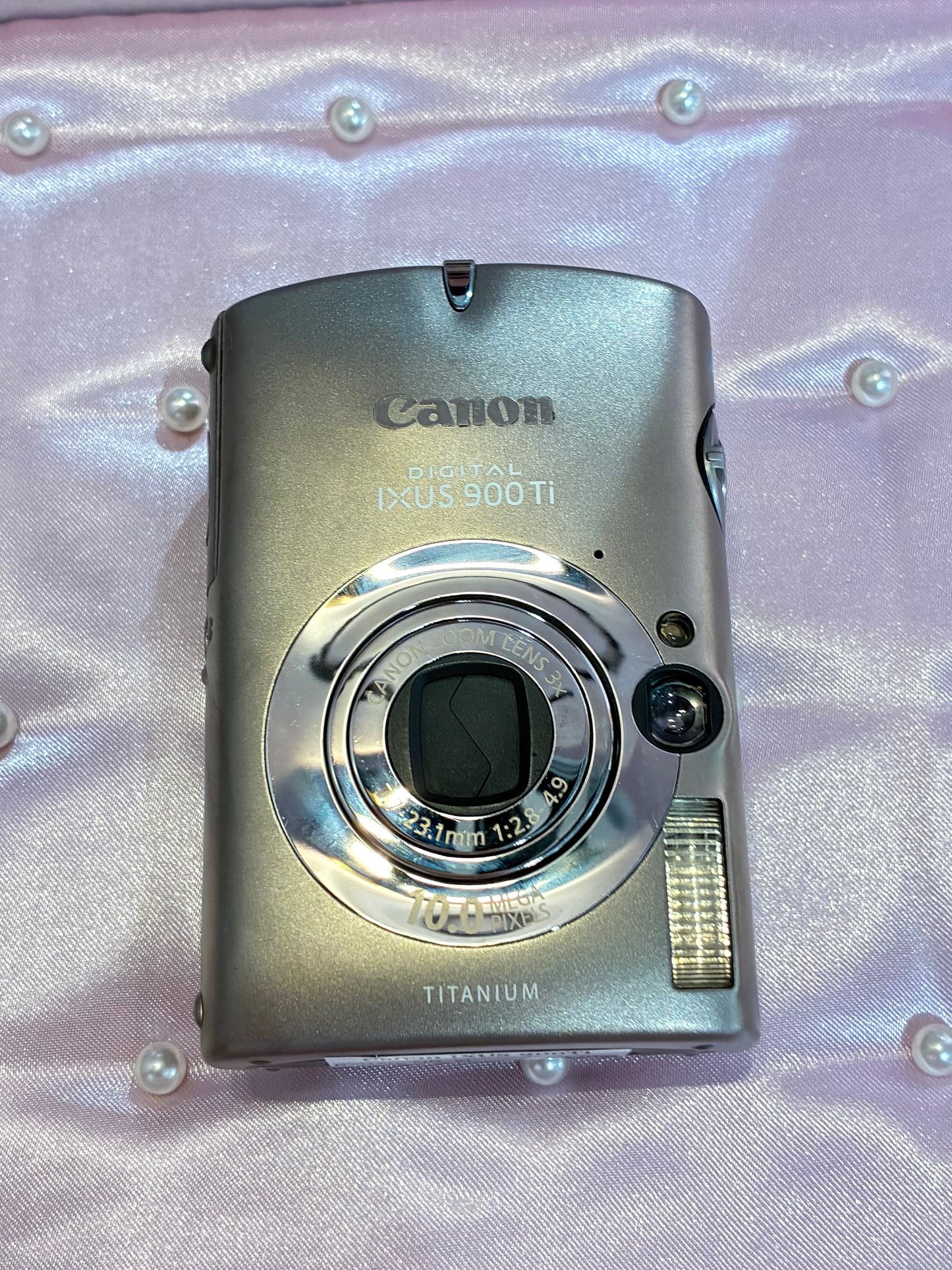 Canon IXUS 900 Titanium