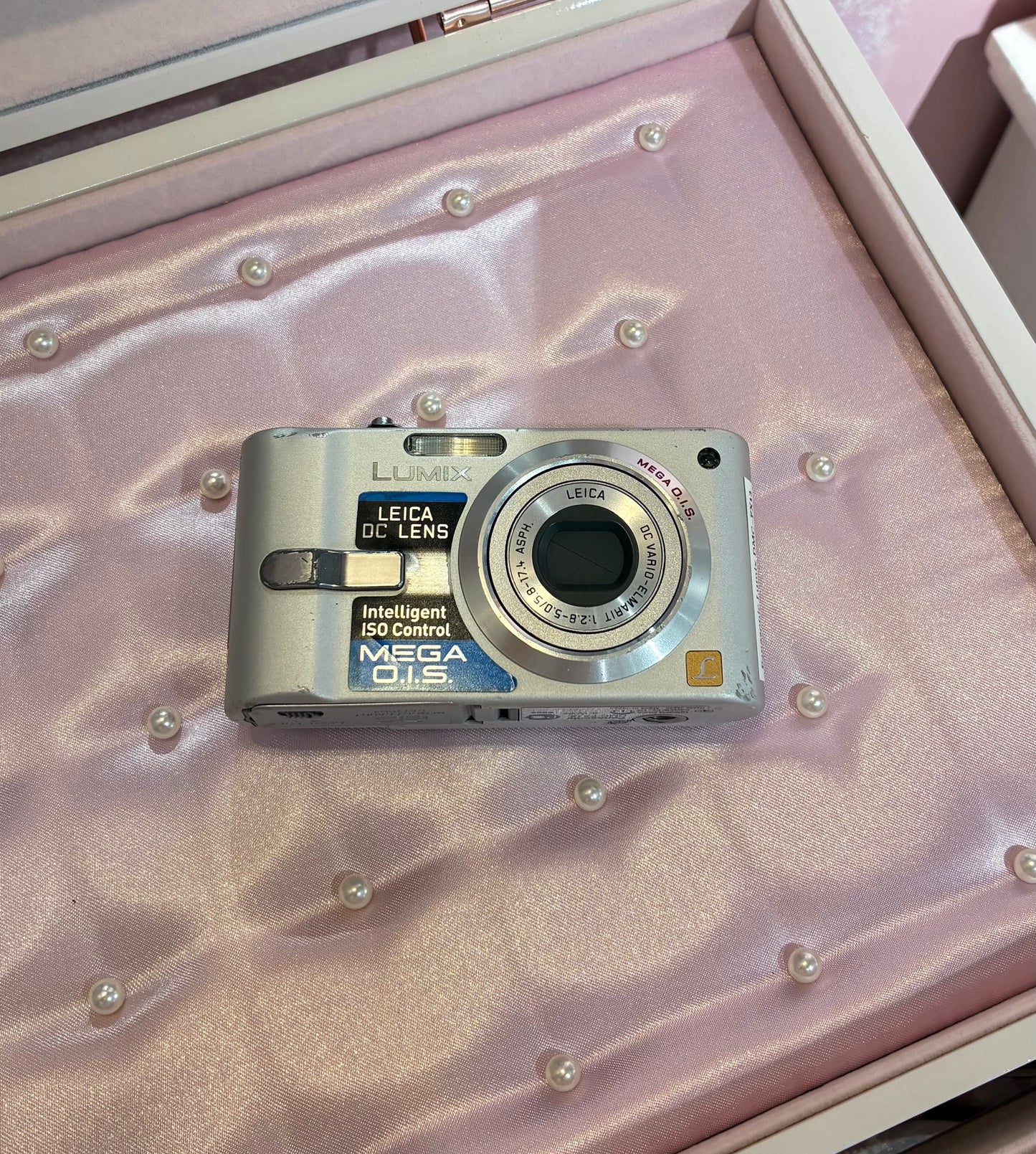 Panasonic Lumix DMC-FX12