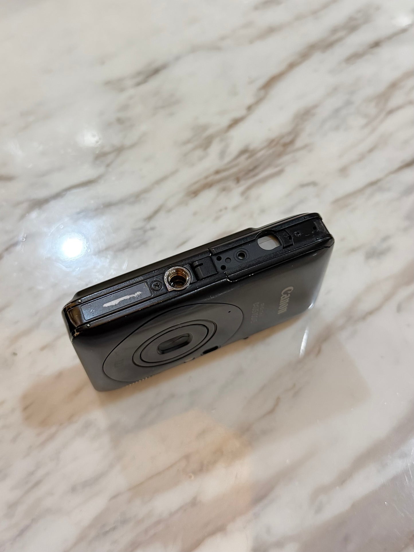 Canon IXUS 100IS (IXY 210IS)