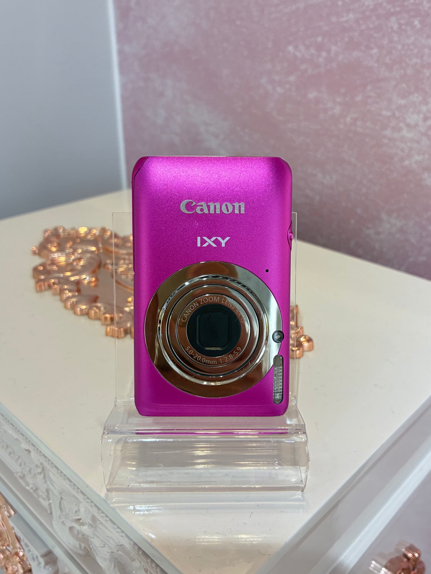 Canon IXY 210F (IXUS 115HS) excellent condition