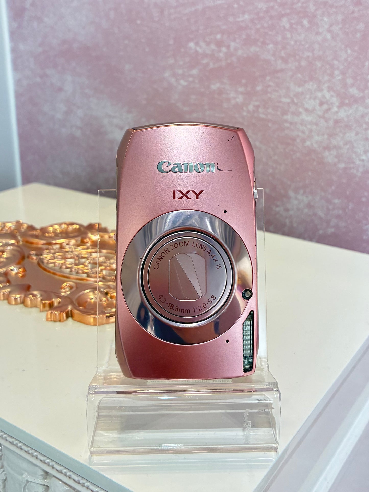 Canon IXY 31S (IXUS 310HS) in pink