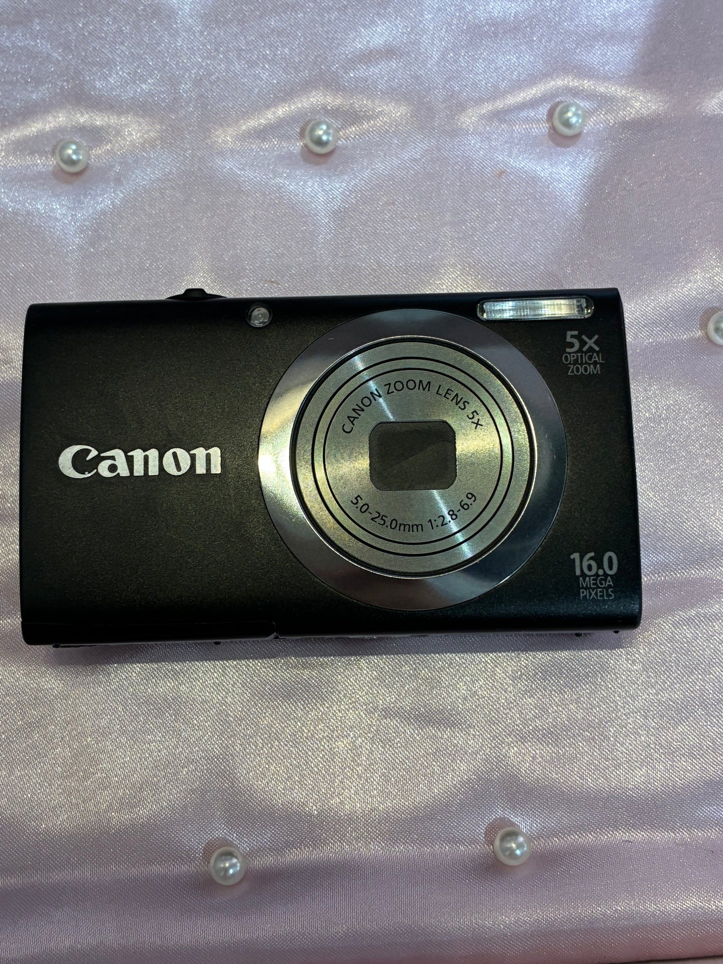 Canon Powershot A2300is in black 近全新