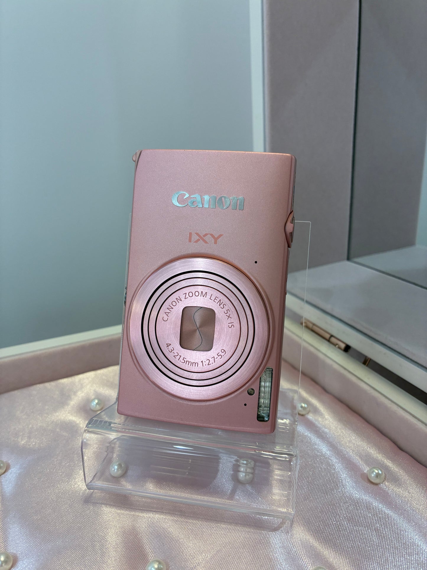Canon IXY 420F