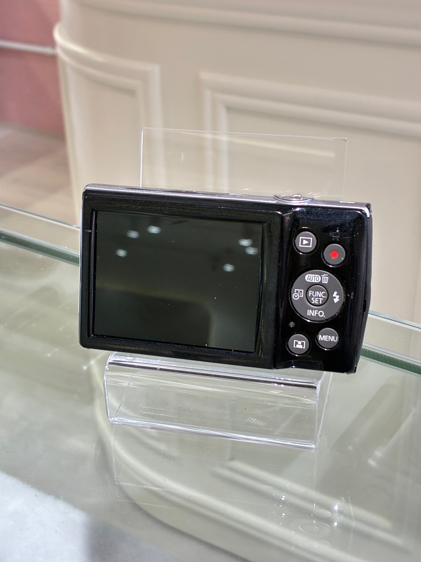 Canon IXUS 165 in black (IXY 160)