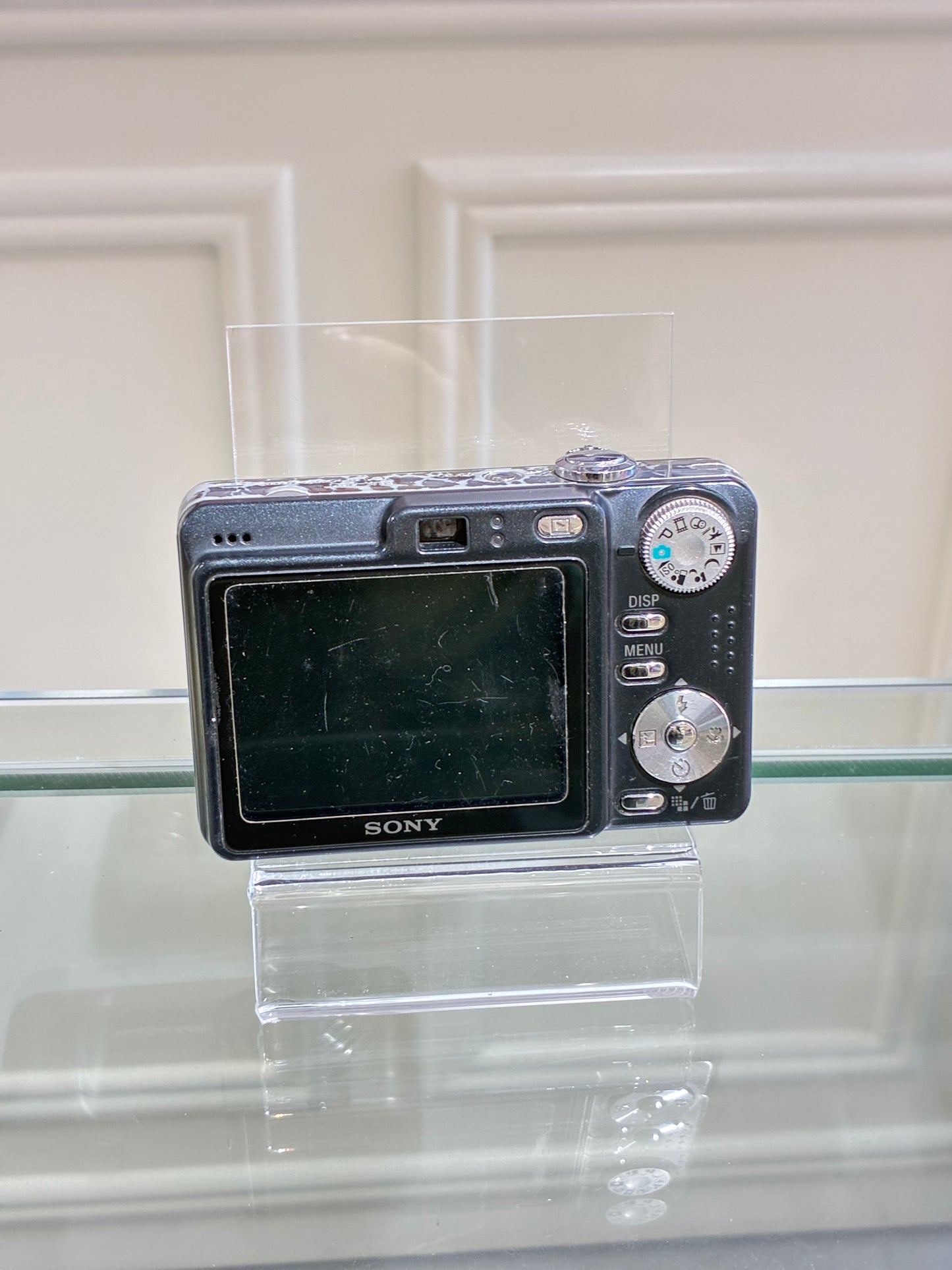 Sony Cybershot DSC W55 in black