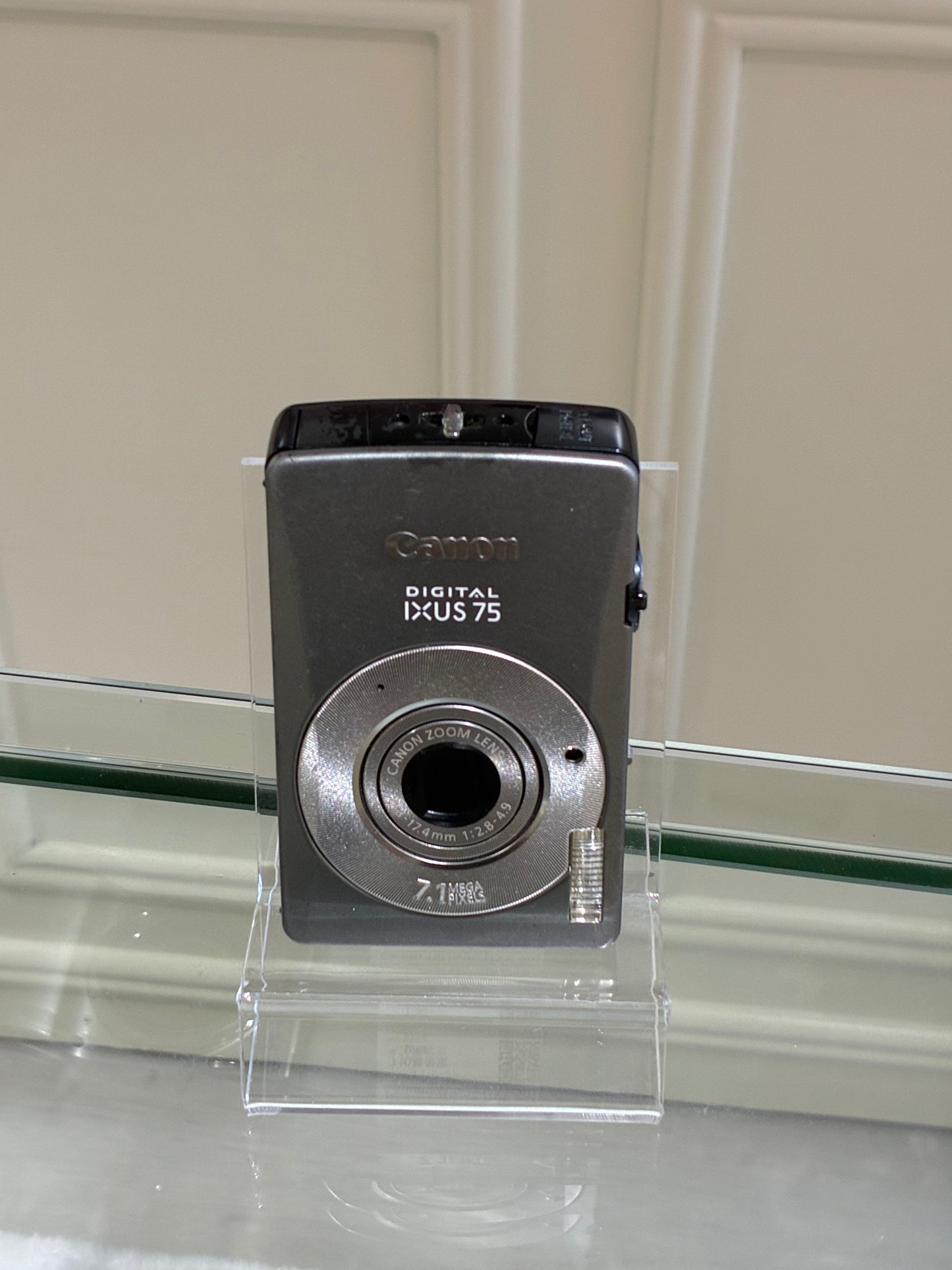 Canon IXUS 75 (IXY 90)
