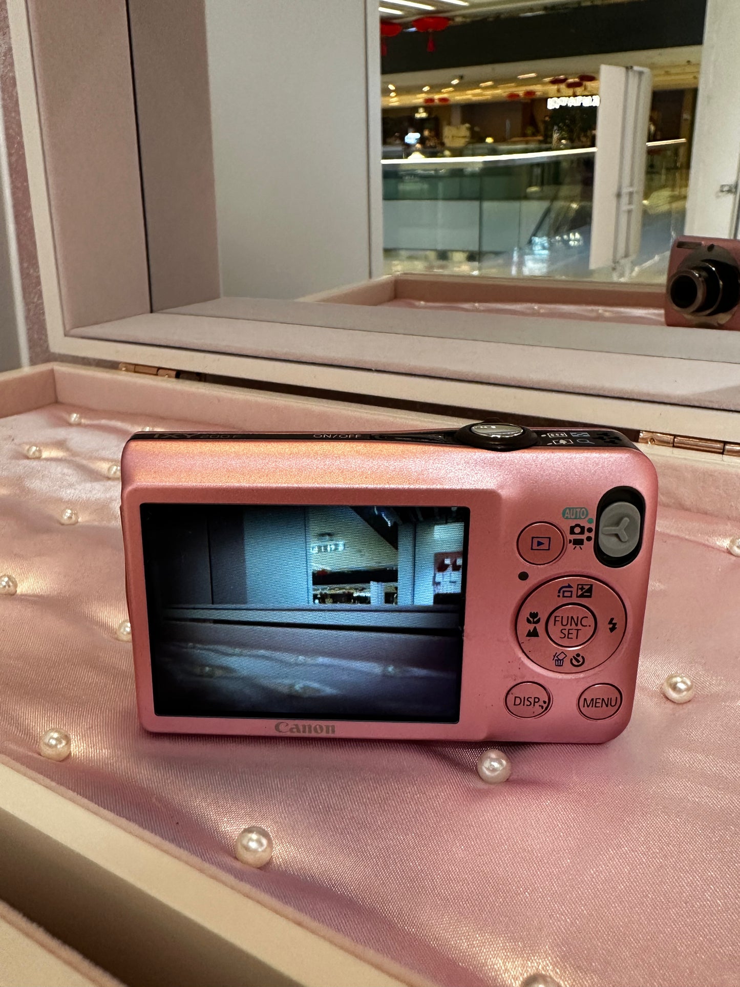 Canon IXY 200F