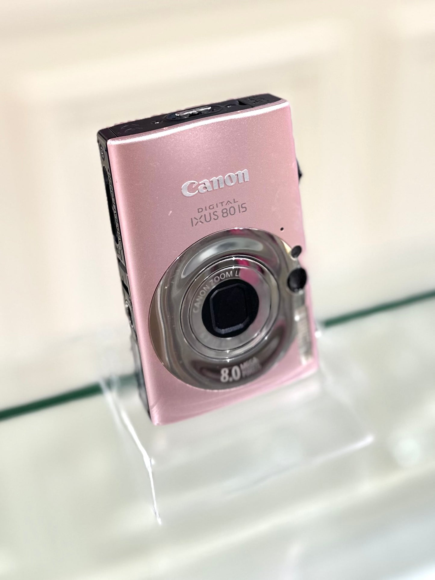 Canon IXUS 80is in pink