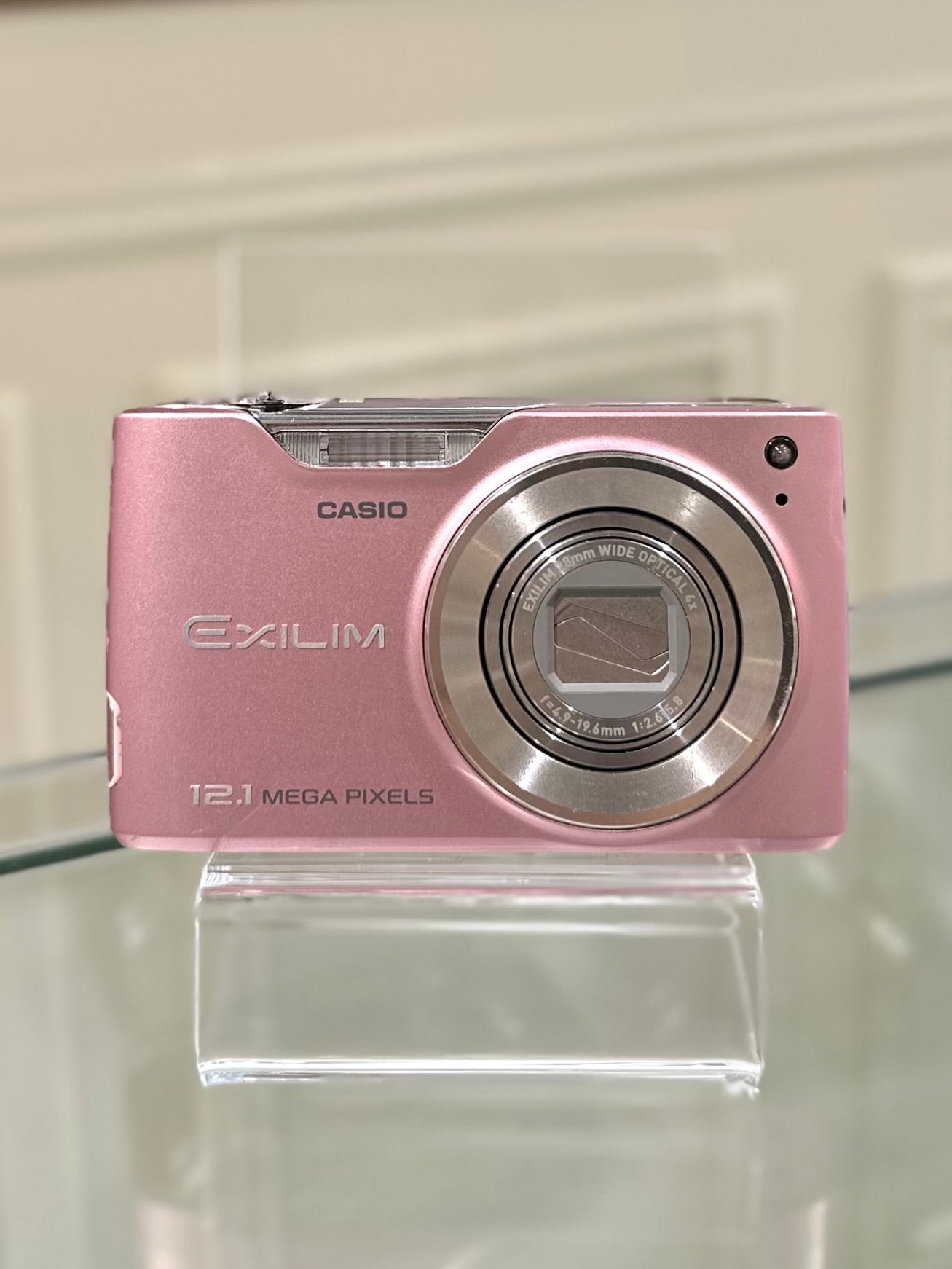 Casio Exilim EX-Z450 in pink