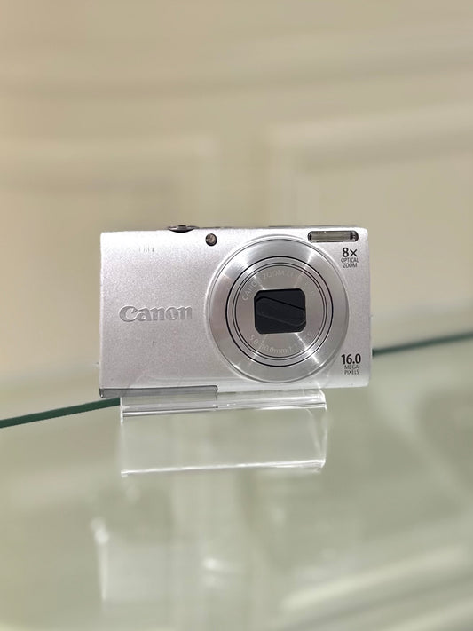 Canon Powershot A4000is in silver