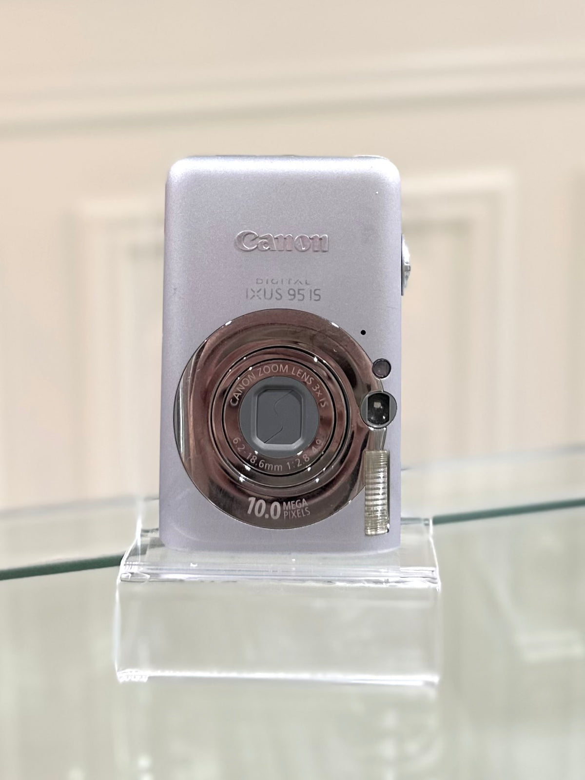 Lisa同款型號｜Canon IXUS 95is in Grey