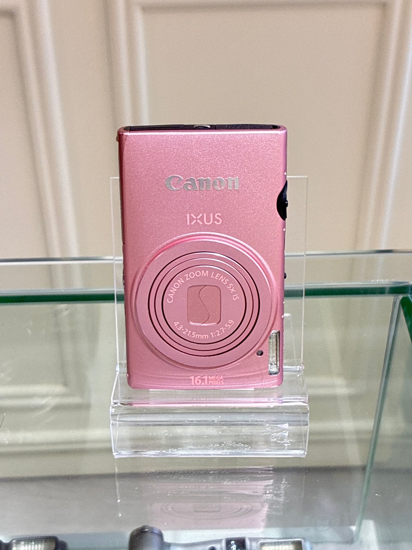 SUPER RARE Canon IXY 220F🩰 (IXUS 125hs) | Sabrina Carpenter’s Digicam nearly new condition (pls dm for purchase only)