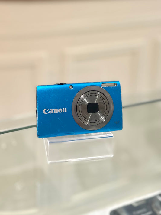 Canon Powershot A2300 in blue