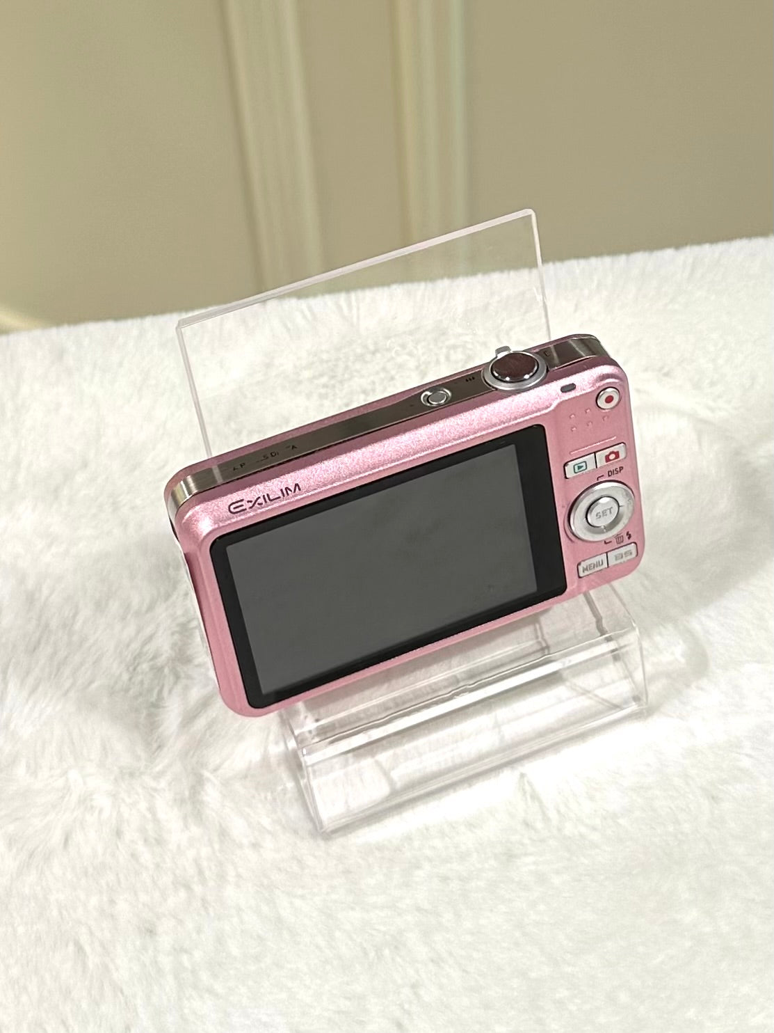 Casio Exilim EX-Z85 in pink