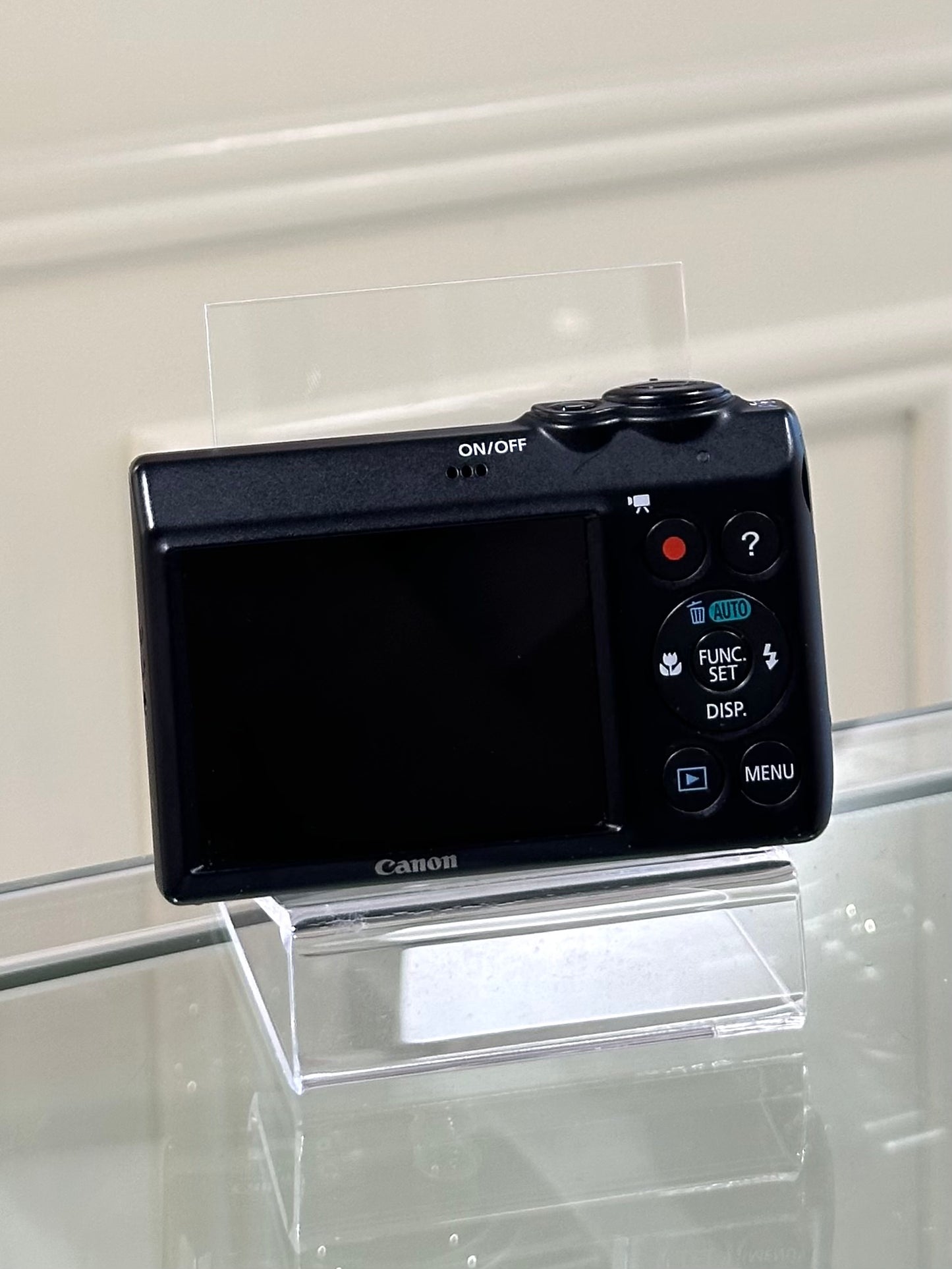 Canon Powershot A810 in black