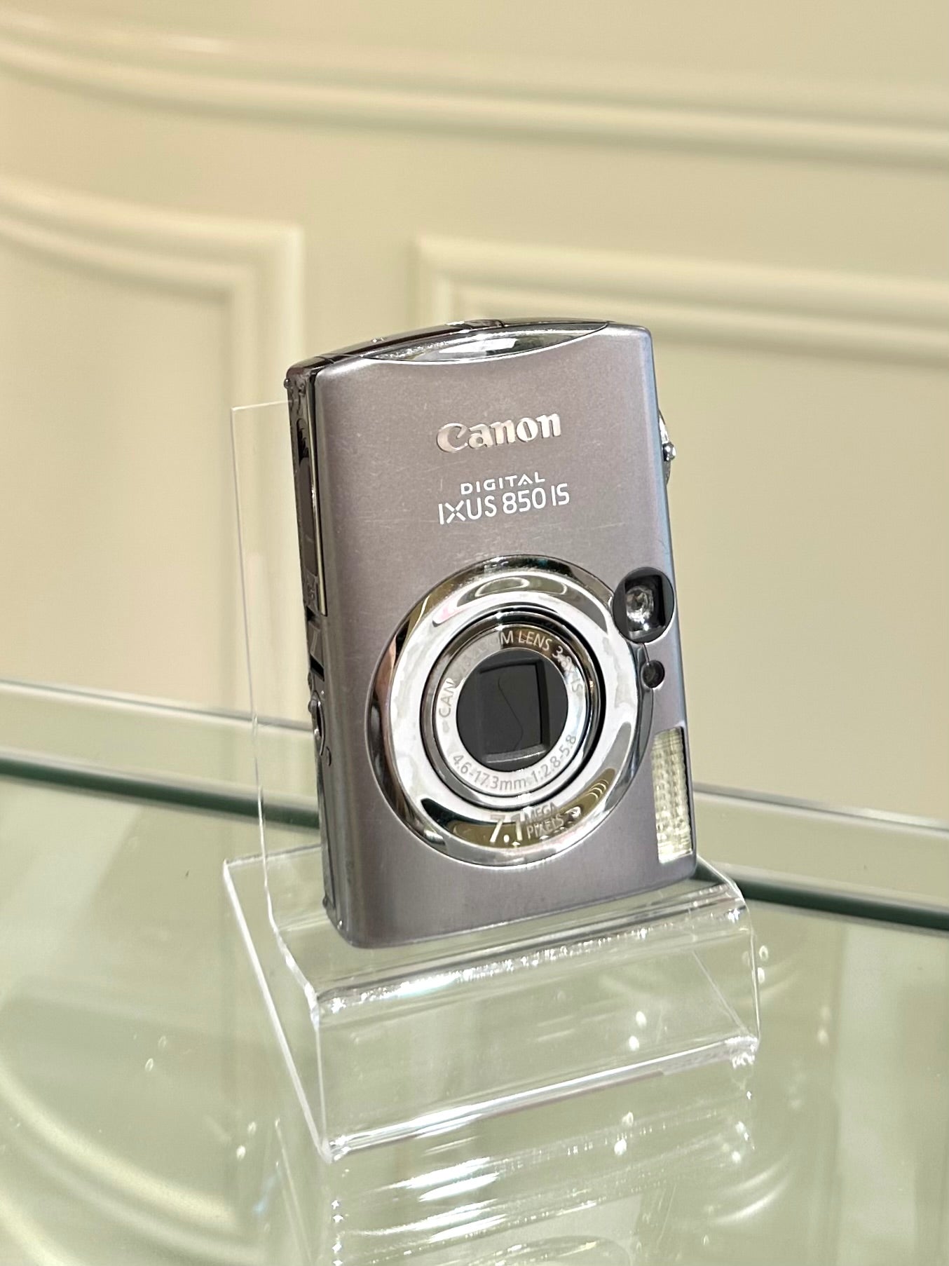 Canon IXUS 850is