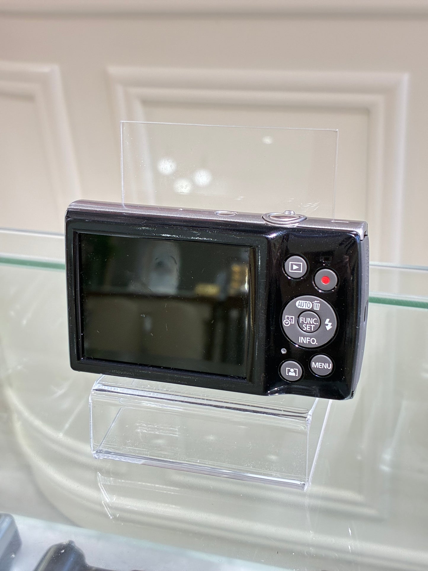 Canon IXUS 185 (IXY 200) Excellent Condition