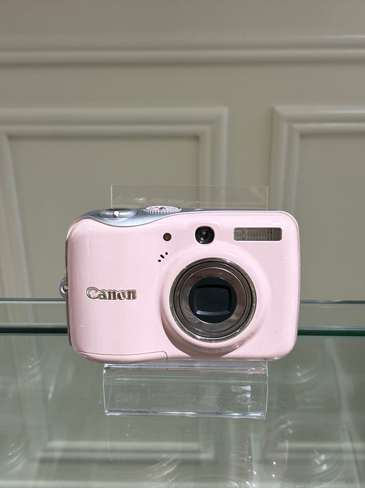 Canon Powershot E1 in pink