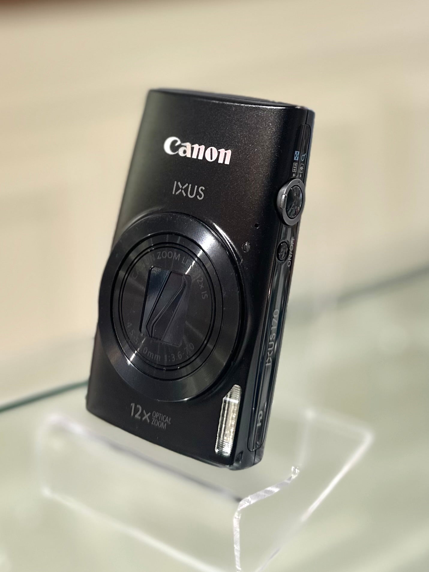 Canon IXUS 170 in black | Nearly New