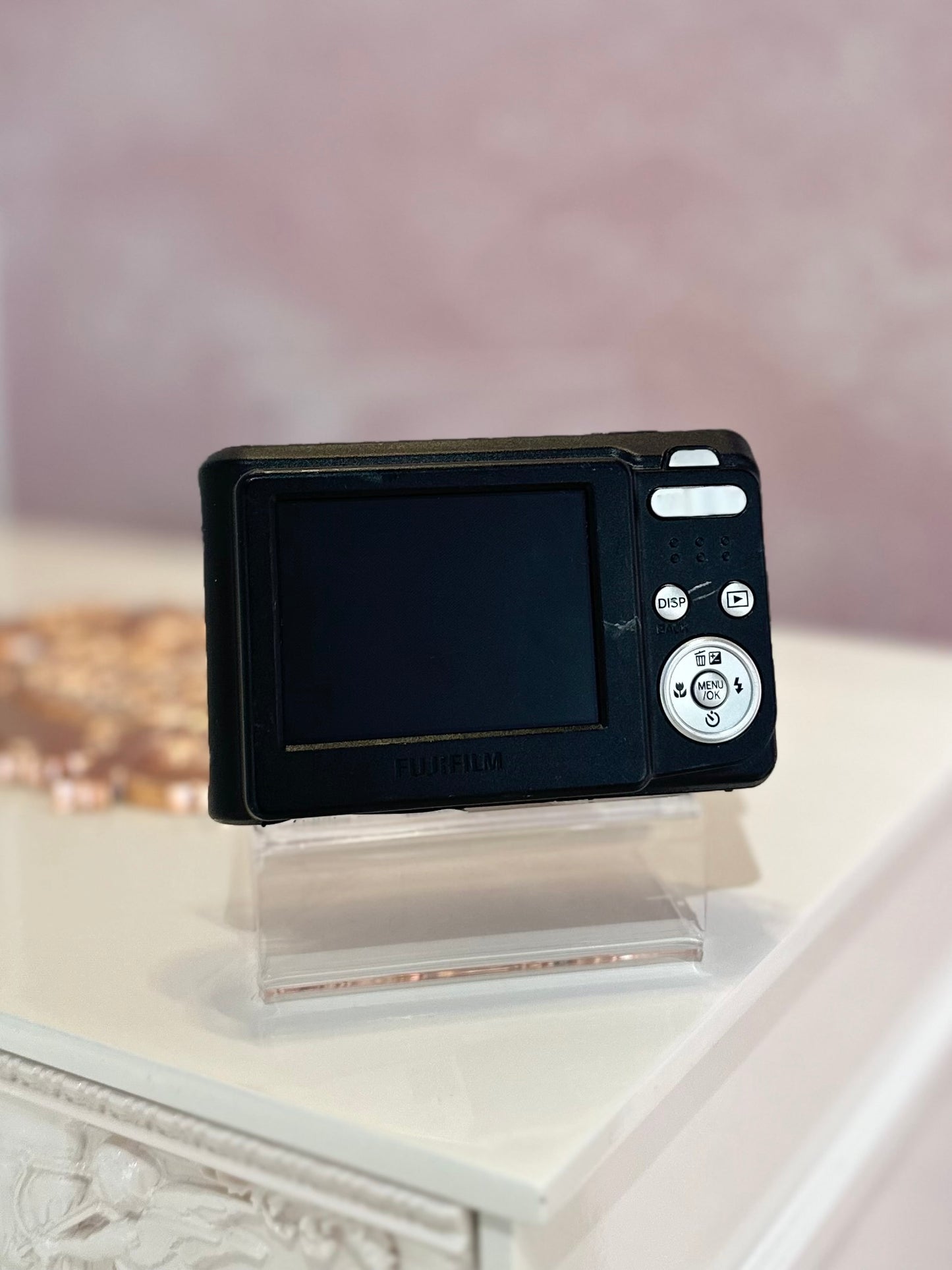 Fujifilm FinePix C10 in black