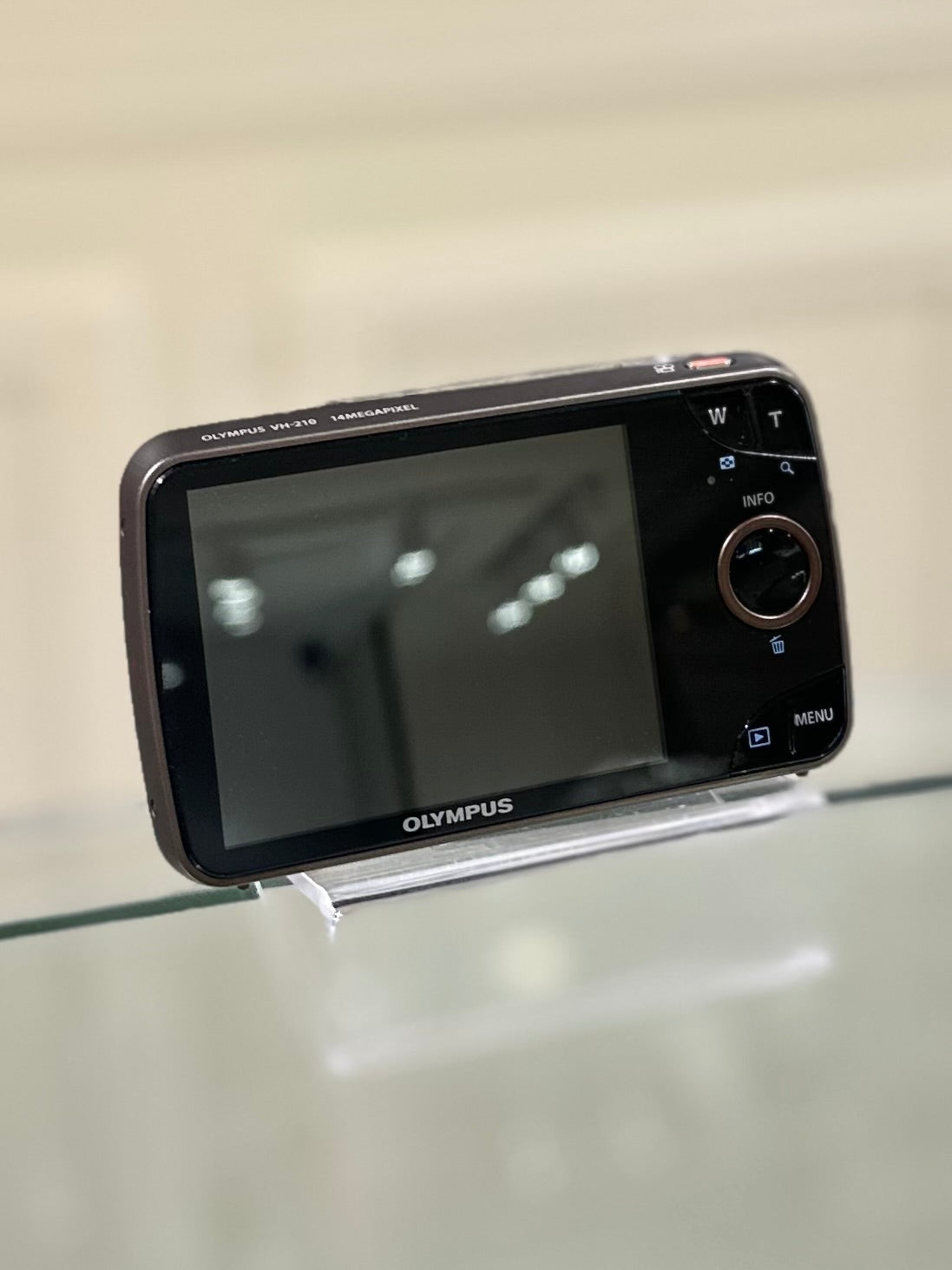 Olympus VH210 in white | Excellent Condition