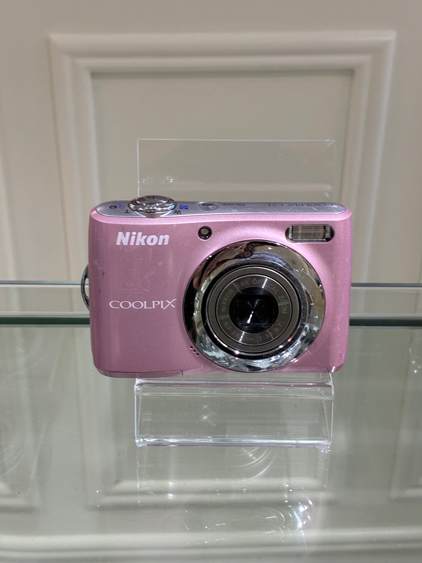Nikon Coolpix L21 in pink
