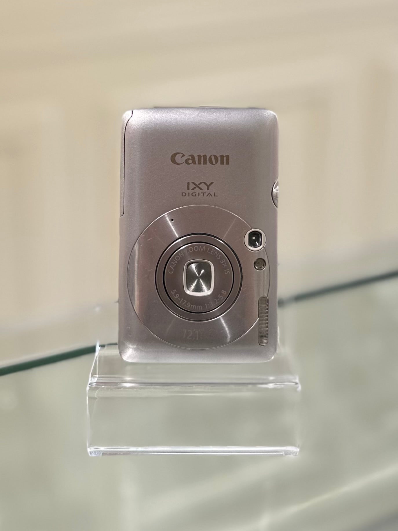 Canon IXY 210is (IXUS 100is)