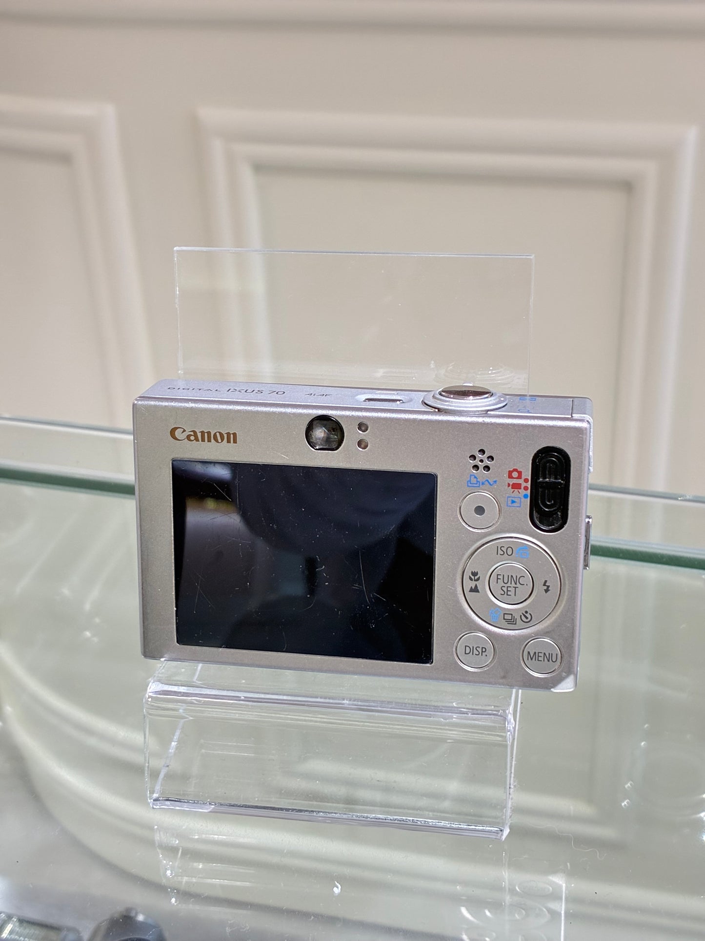Canon IXUS 70 (IXY 10)