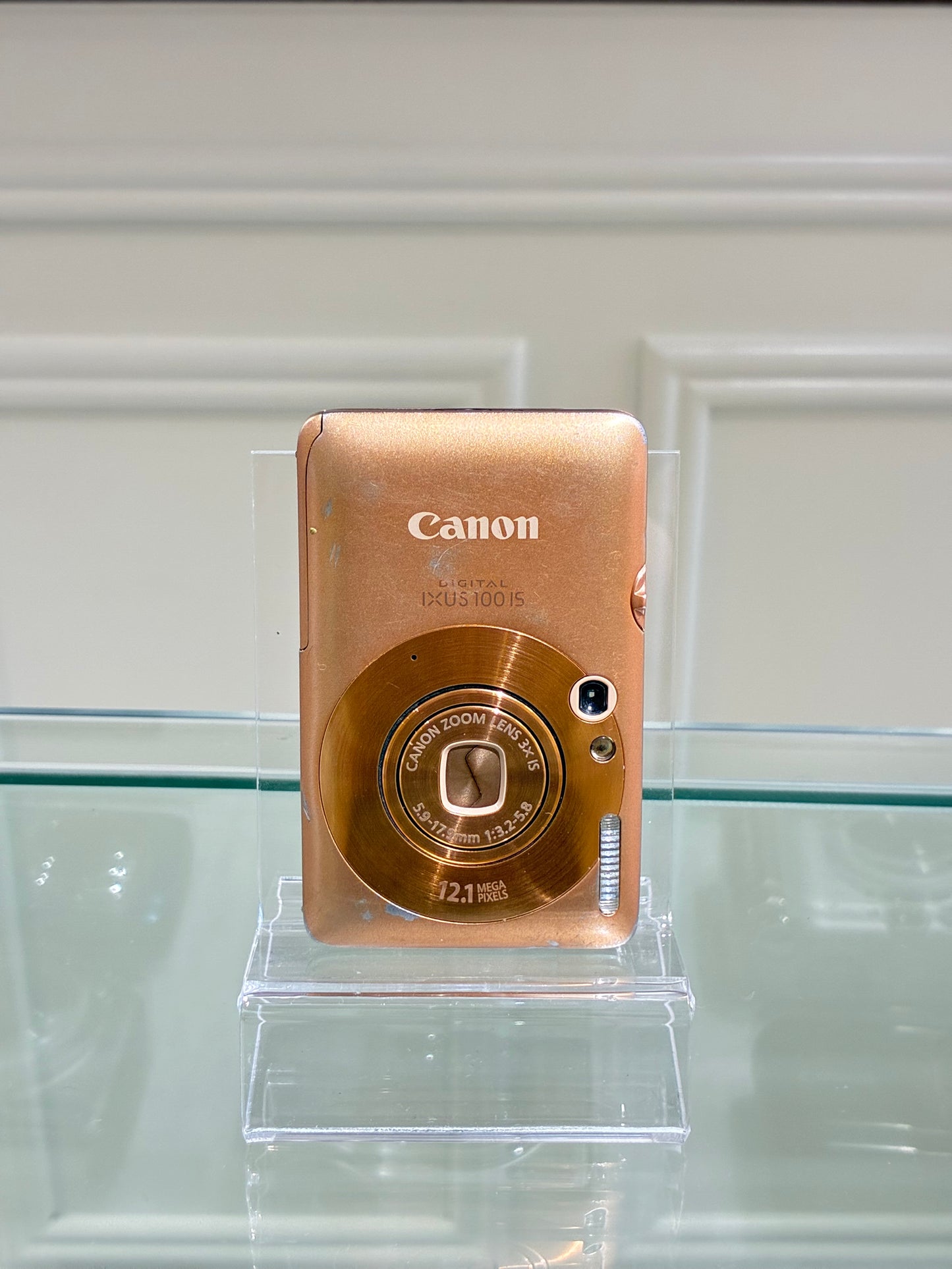 熱門顯白型號 撿漏價! Canon IXUS 100is in gold | Rare Colour