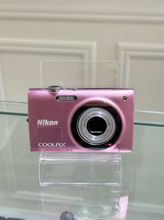 Nikon Coolpix S2500 in Pink