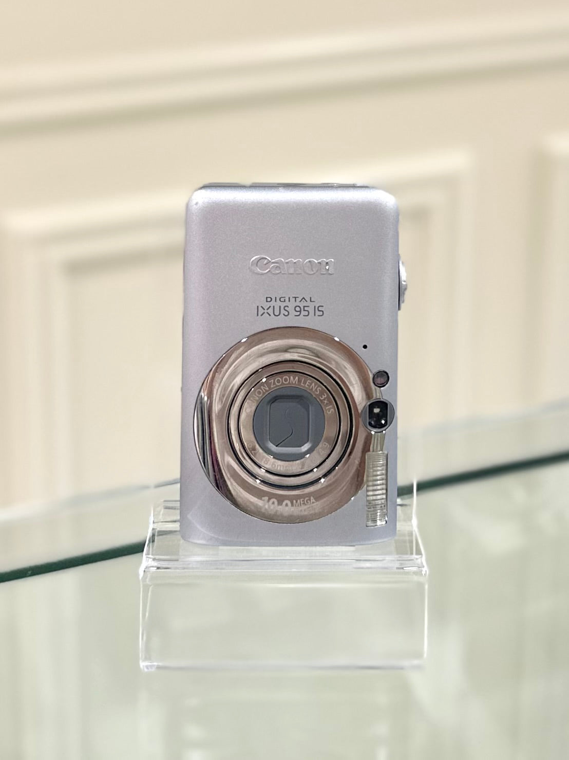 Canon IXUS 95is grey