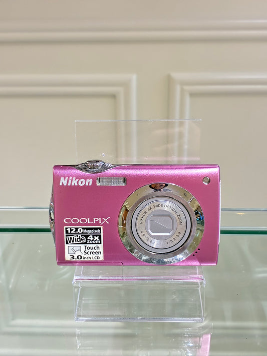 Nikon Coolpix S4000 touch screen